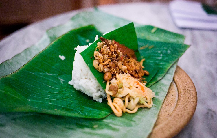 Makanan khas Bali nasi jinggo